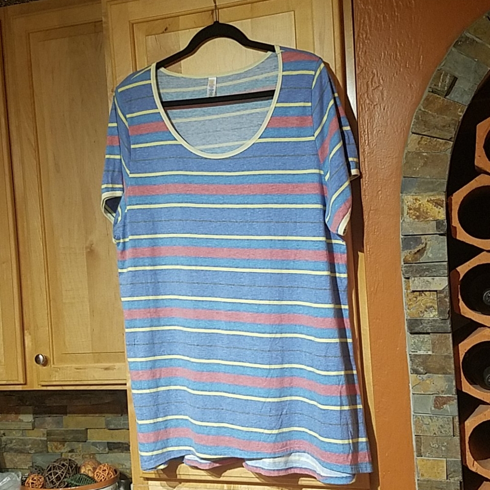 Lularoe Classic T Multicolor Short Sleeve Top Tee